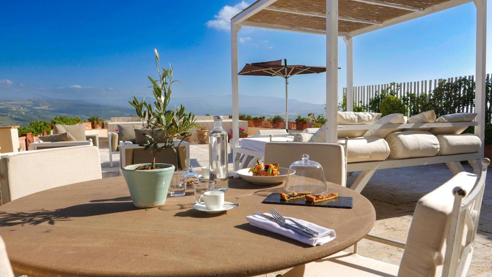 Castello Di Velona Resort, Thermal & Winery Hotel Montalcino