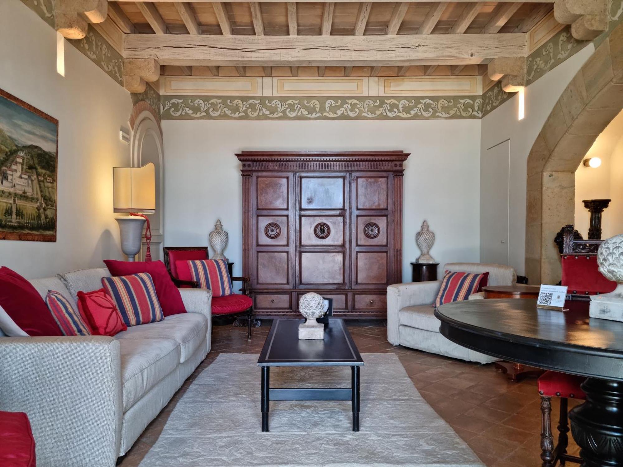 Castello Di Velona Resort, Thermal & Winery 5* Montalcino